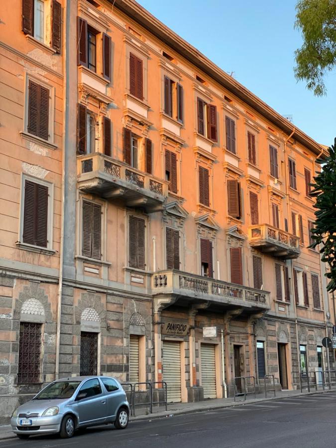 Palazzo Pilo Bed and Breakfast Sassari Buitenkant foto