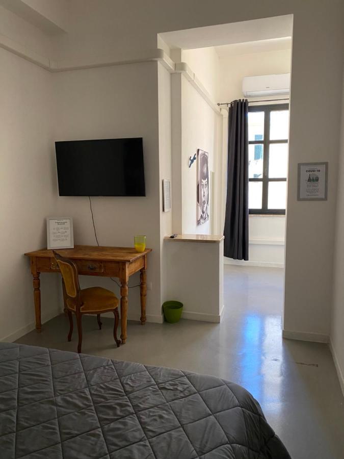 Palazzo Pilo Bed and Breakfast Sassari Buitenkant foto