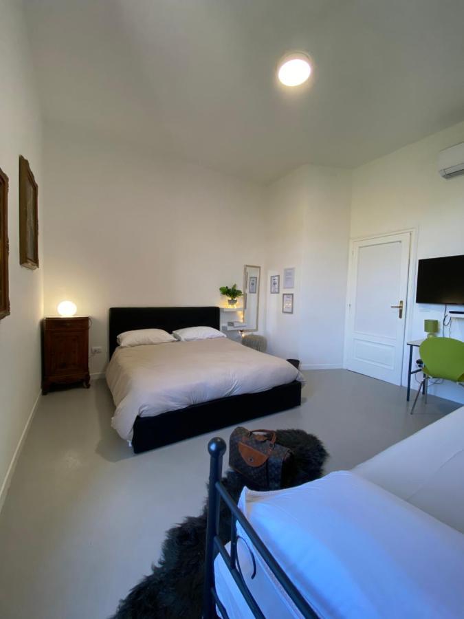 Palazzo Pilo Bed and Breakfast Sassari Buitenkant foto