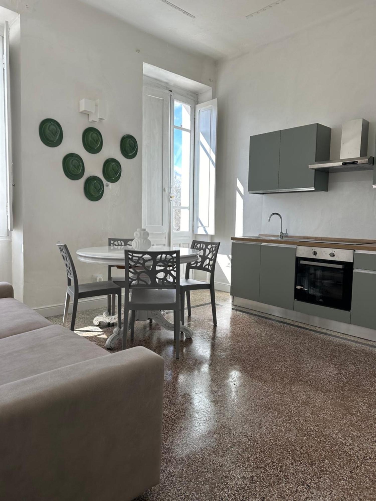 Palazzo Pilo Bed and Breakfast Sassari Buitenkant foto